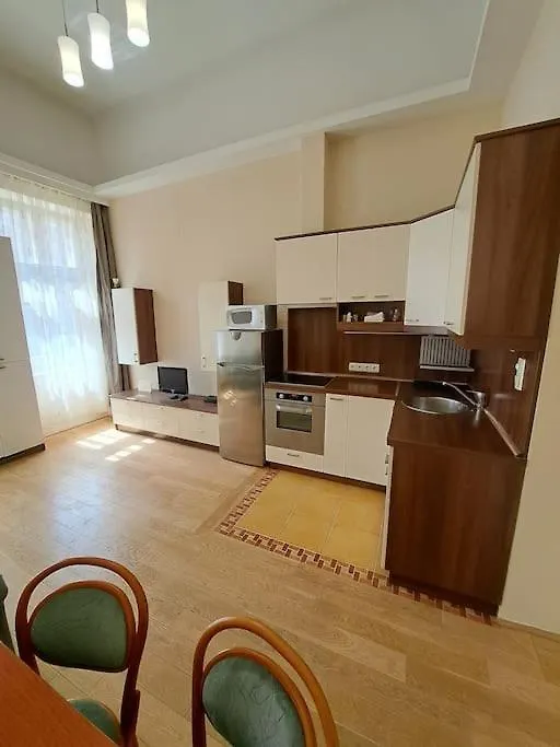 Lovely Apartment In The Centre At Opera Budapest