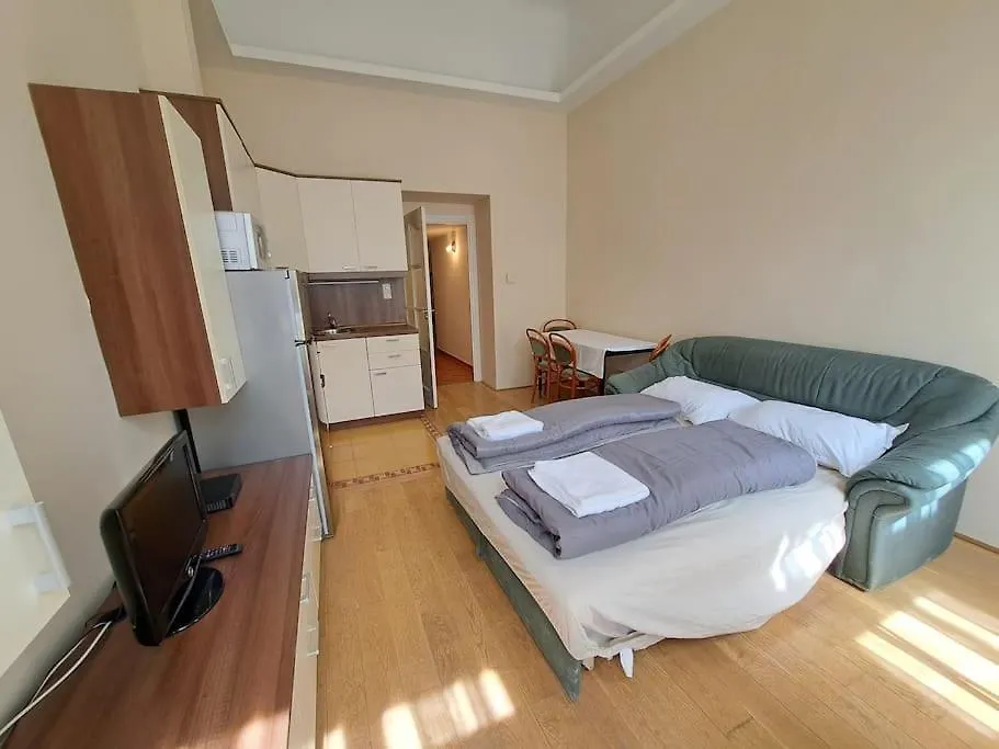Lovely Apartment In The Centre At Opera Budapest Hungary
