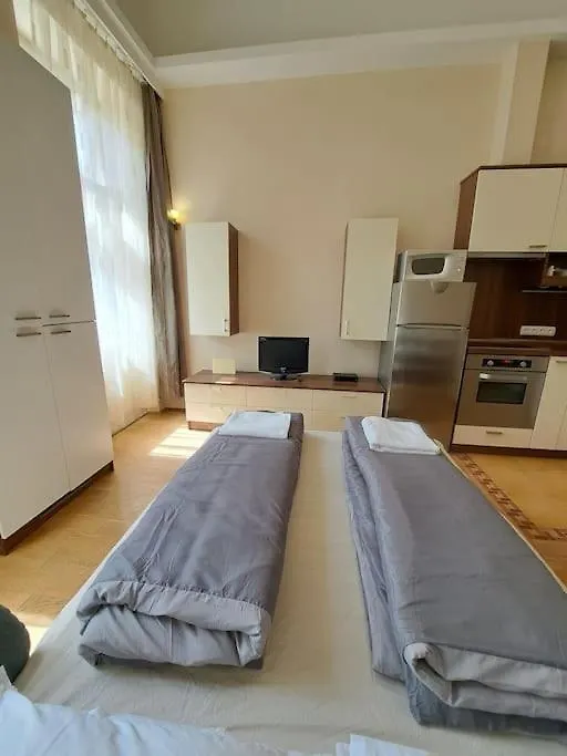 Lovely Apartment In The Centre At Opera Budapest